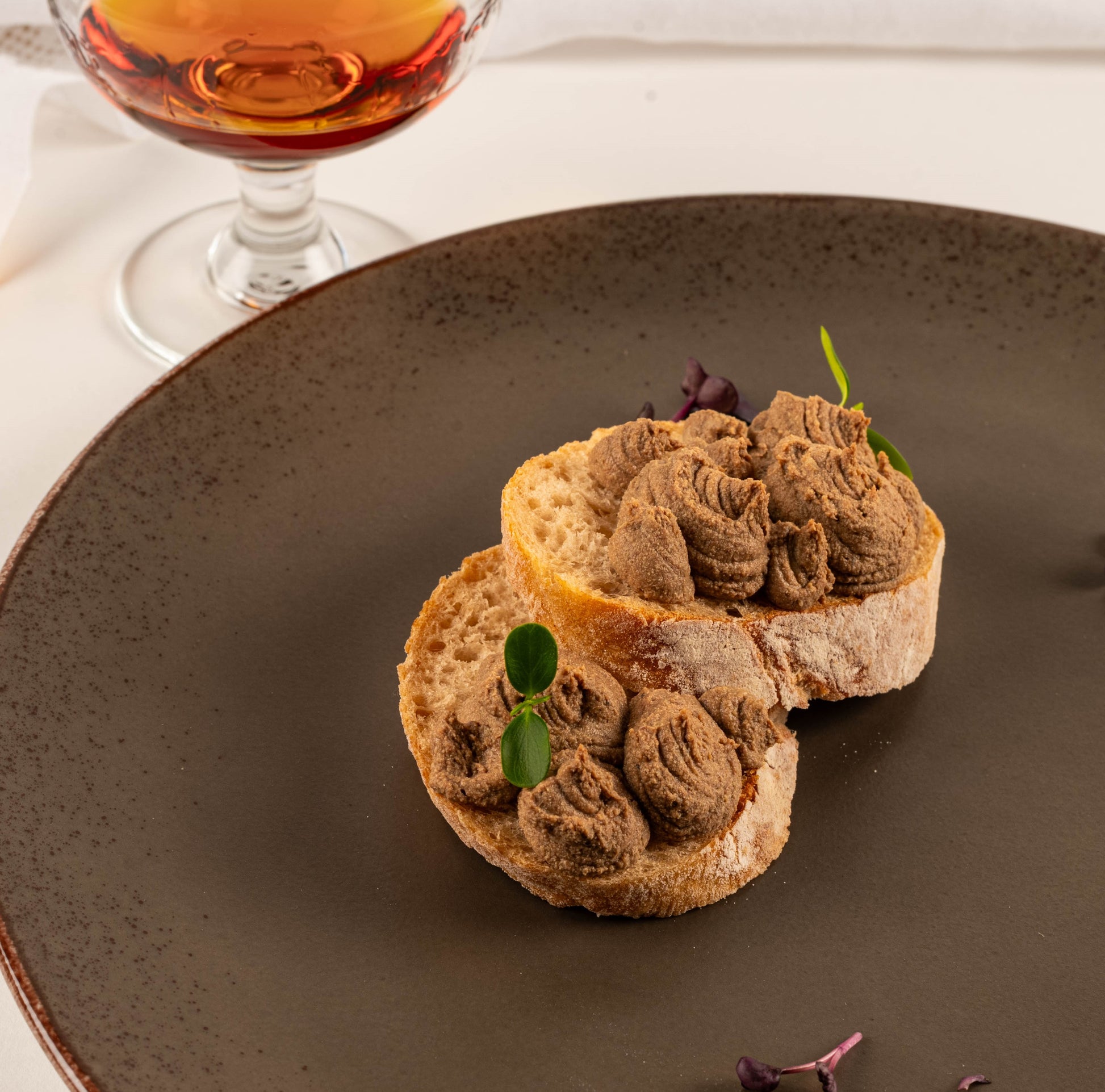 elnienos-pastetas-su-konjaku